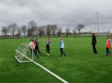 Training Schoolvoetbal Meisjesteam OBS Duiveland Nieuwerkerk (vrijdag 7 april 2023) (20/32)